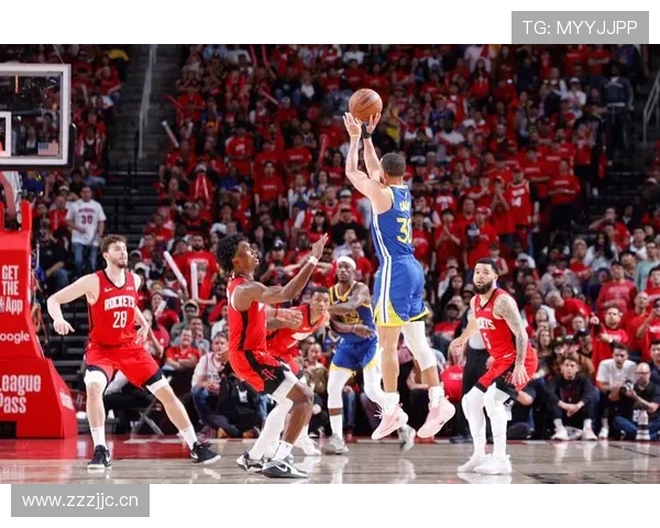 威金斯凭借侧翼领防与底角三分主导了勇士战术空间的优化